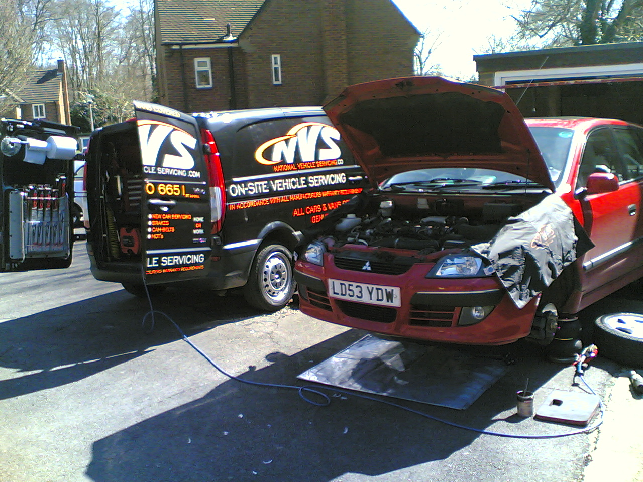 Mitsubishi servicing in Bracknell